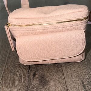 Chloe Parfums Blush Leather Crossbody Bag New